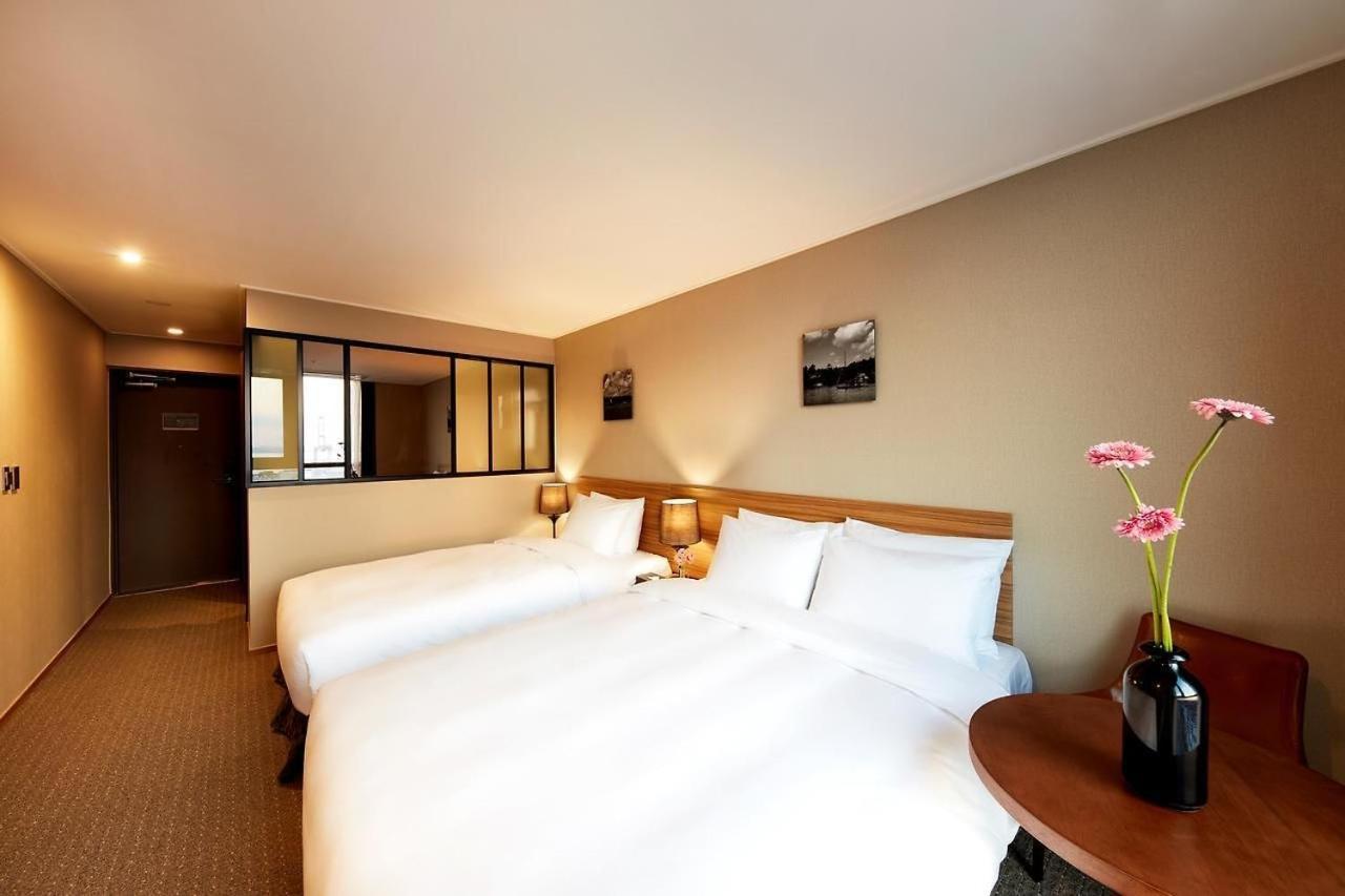 Golden Harbor Hotel Pyeongtaek Eksteriør billede