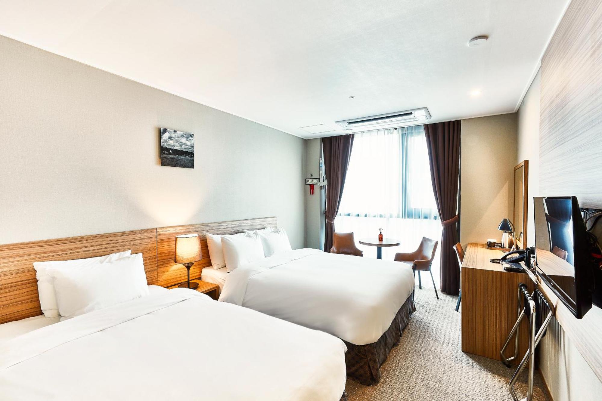 Golden Harbor Hotel Pyeongtaek Eksteriør billede
