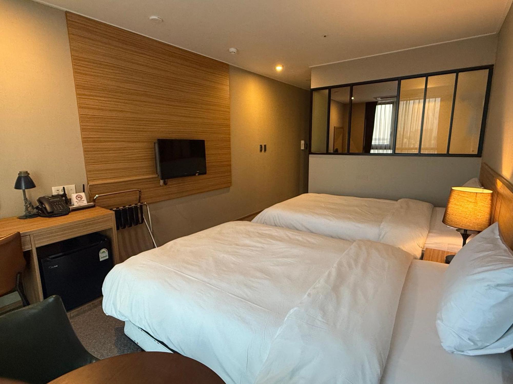 Golden Harbor Hotel Pyeongtaek Eksteriør billede