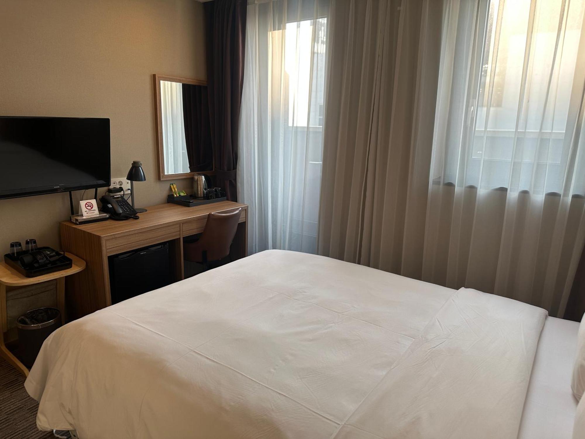 Golden Harbor Hotel Pyeongtaek Eksteriør billede